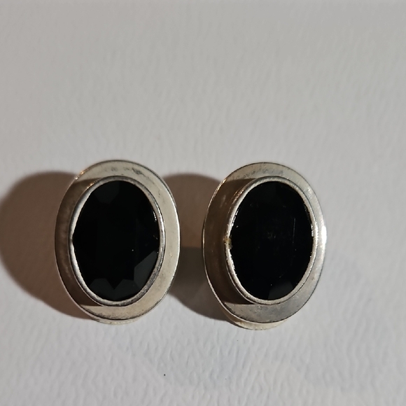 Black and Silver Oval Clip On Earrings - Picture 1 of 3